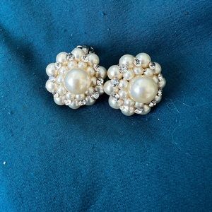 Estate jewelry- clip on earrings